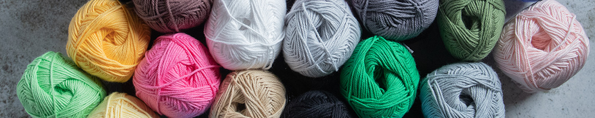 Svarta Fårets bomullsgarn 8/4