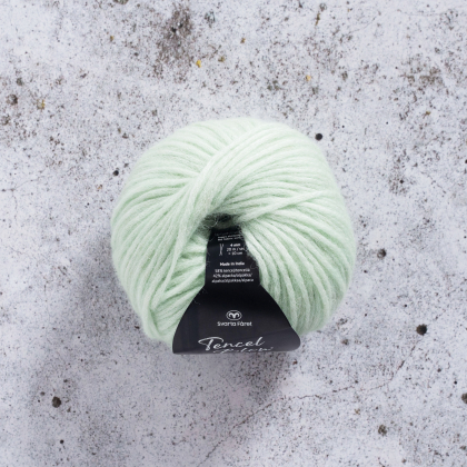 Tencel Blow 50g frozen green