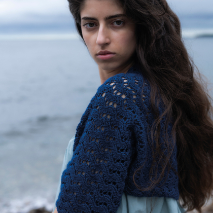 Våg - virkad axelvärmare