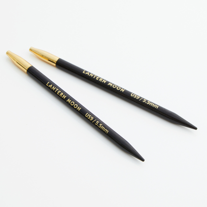Lantern Moon Ebony ändstickor
