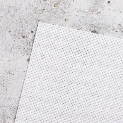 Broderiväv Rörö 4,4 rutor/cm 150cm Vit