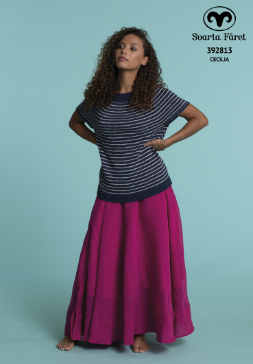 Randig topp med korta ärmar