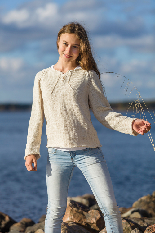 Barntröja med snörning