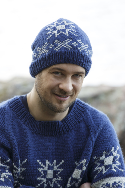 Stjärnmix - mönsterstickad mössa och herrtröja med raglan