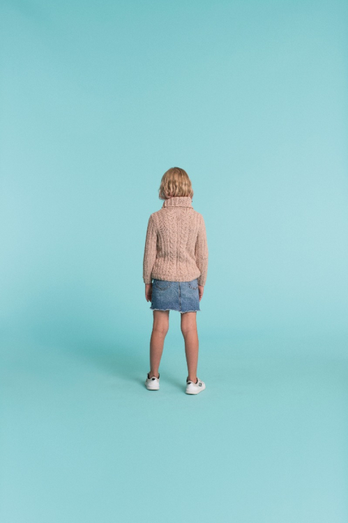 Flätstickad polotröja till barn