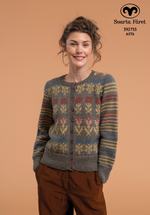 Kofta med blommönster 