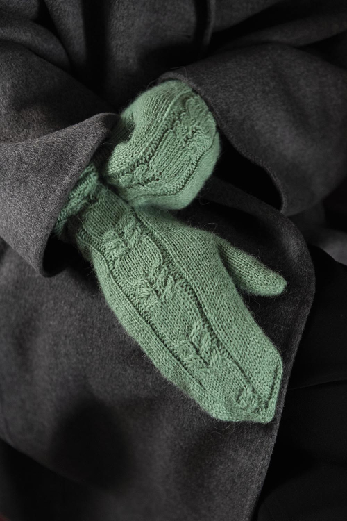 Kupé - Stickade Vantar