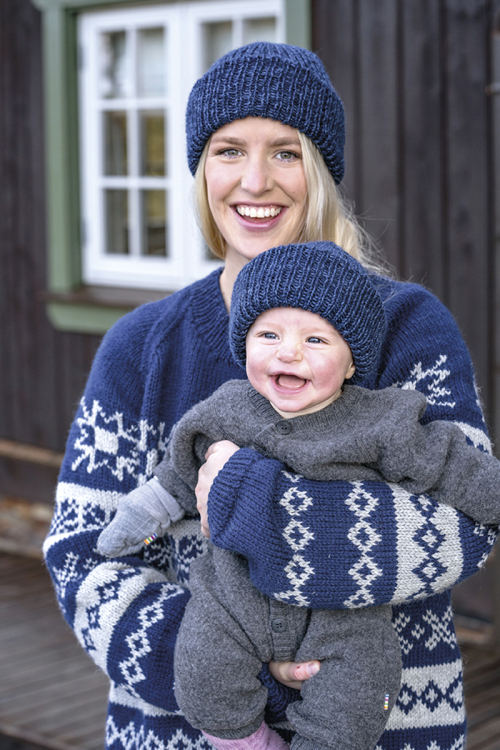 Mössa till vuxen och baby