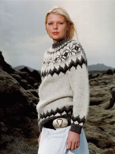 Mönsterstickad islandströja