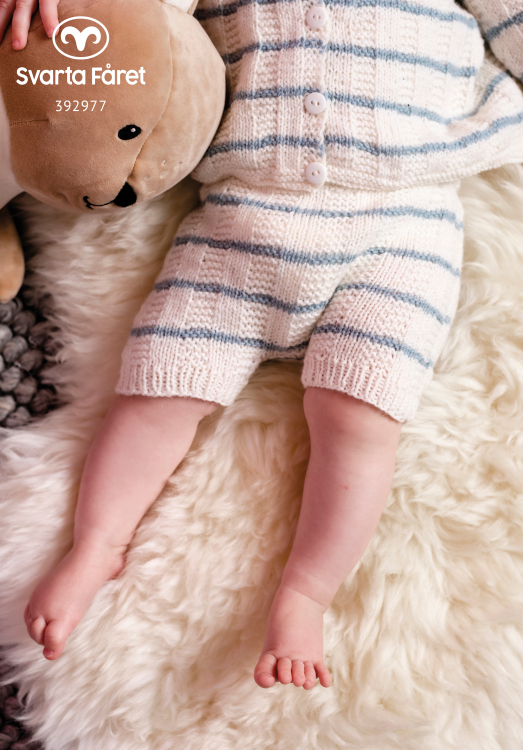 Mönster - Karon stickade babyshorts | Eddna SE