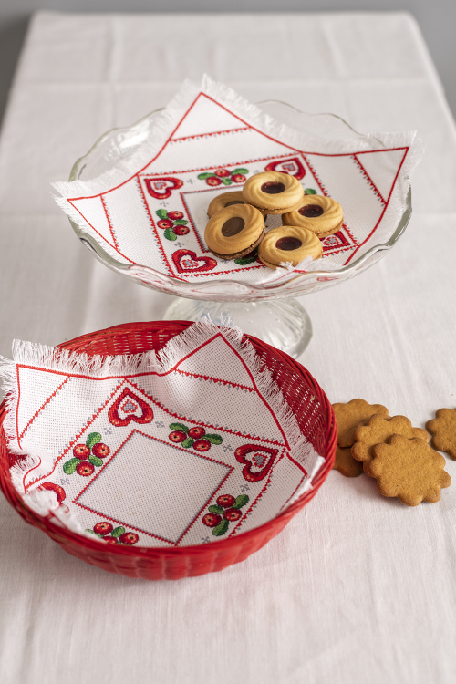 Ljuvliga bröddukar - 2 st dukar