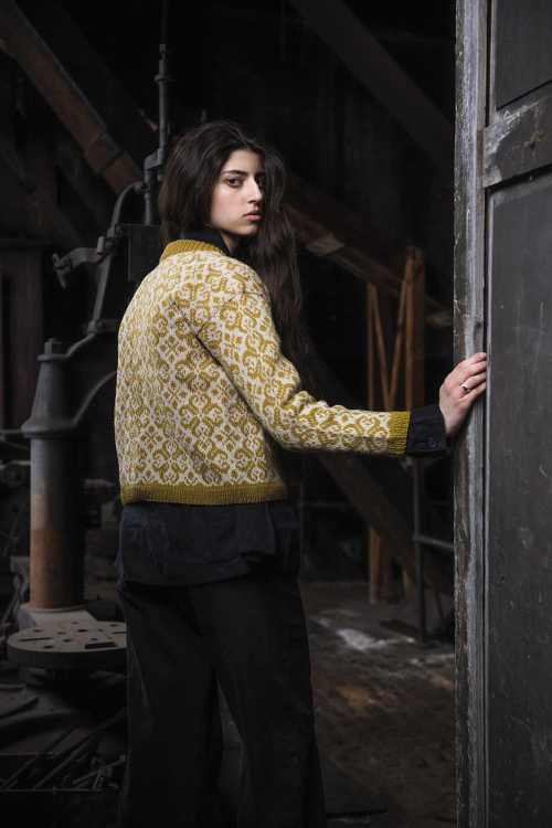 Karlholm - stickad kofta