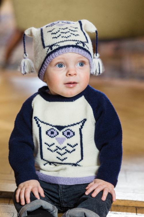 Babytröja och mössa med uggla