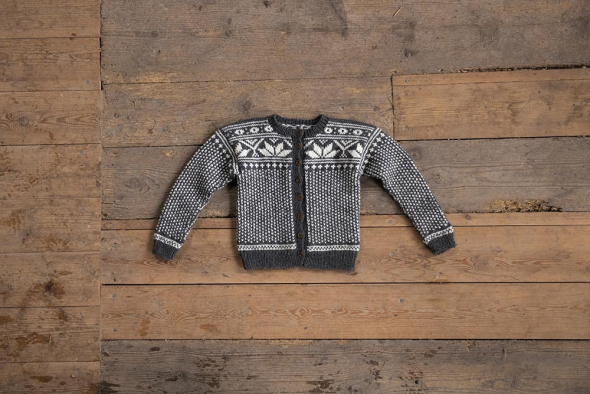 Kol – stickad kofta