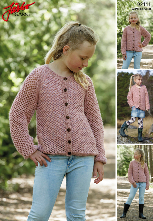 Mönsterstickad barnkofta