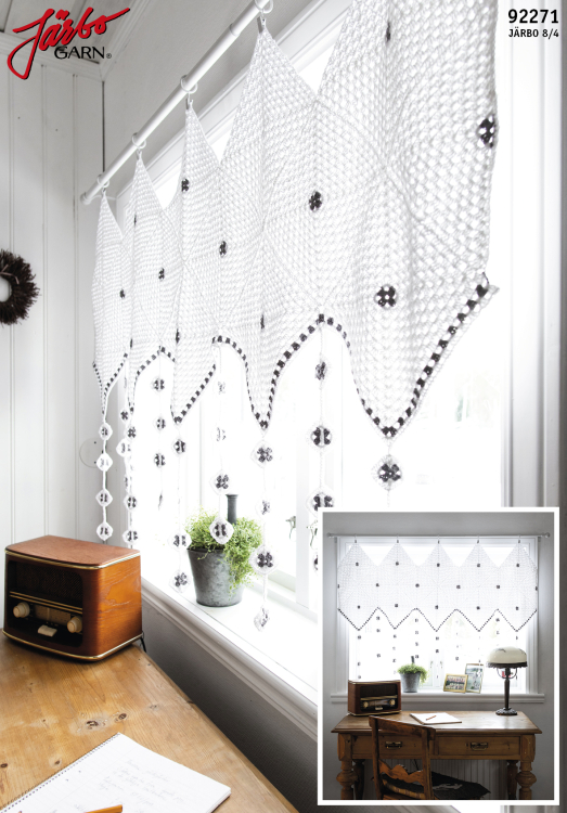 Virkad gardinkappa av mormorsrutor