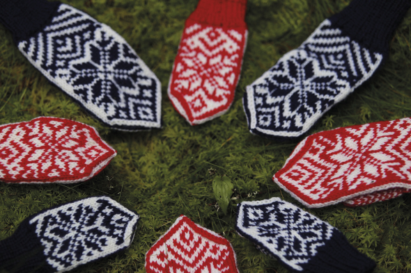 Kråkklöver - vantar