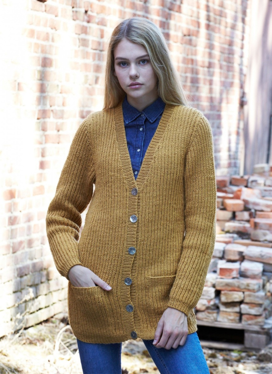 Patentstickad långkofta till dam