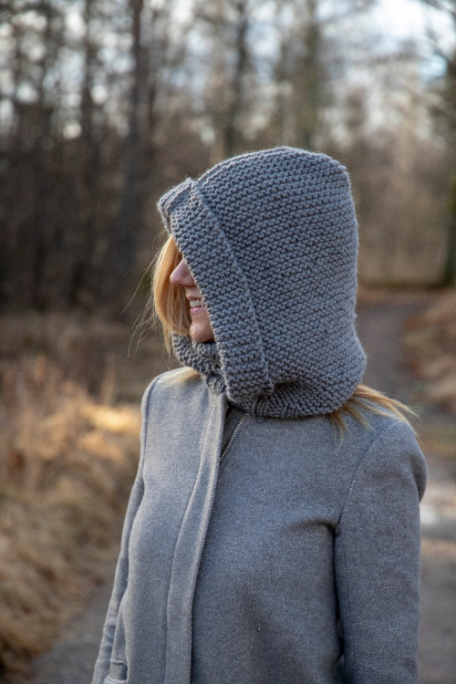 Skogsvrå - luvkrage