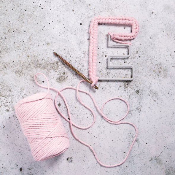 Hoooked Bokstavsramar - Makramé 