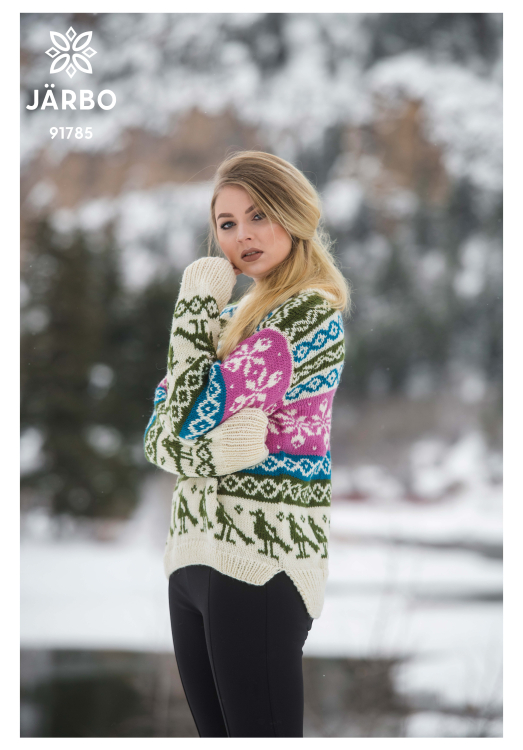 Tröja och kjol med mönster